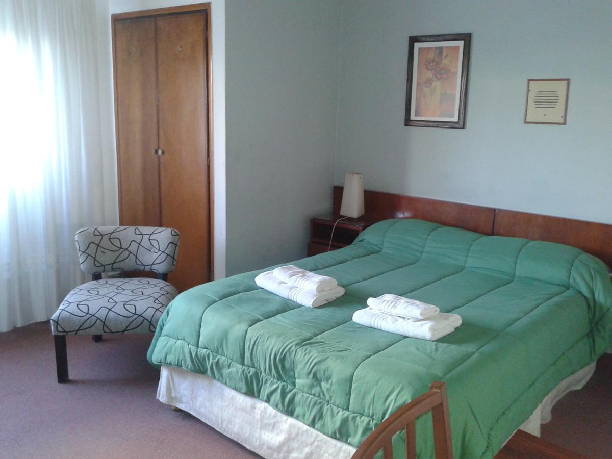 Iberia Hotel Olascoaga Neuquén Eksteriør bilde