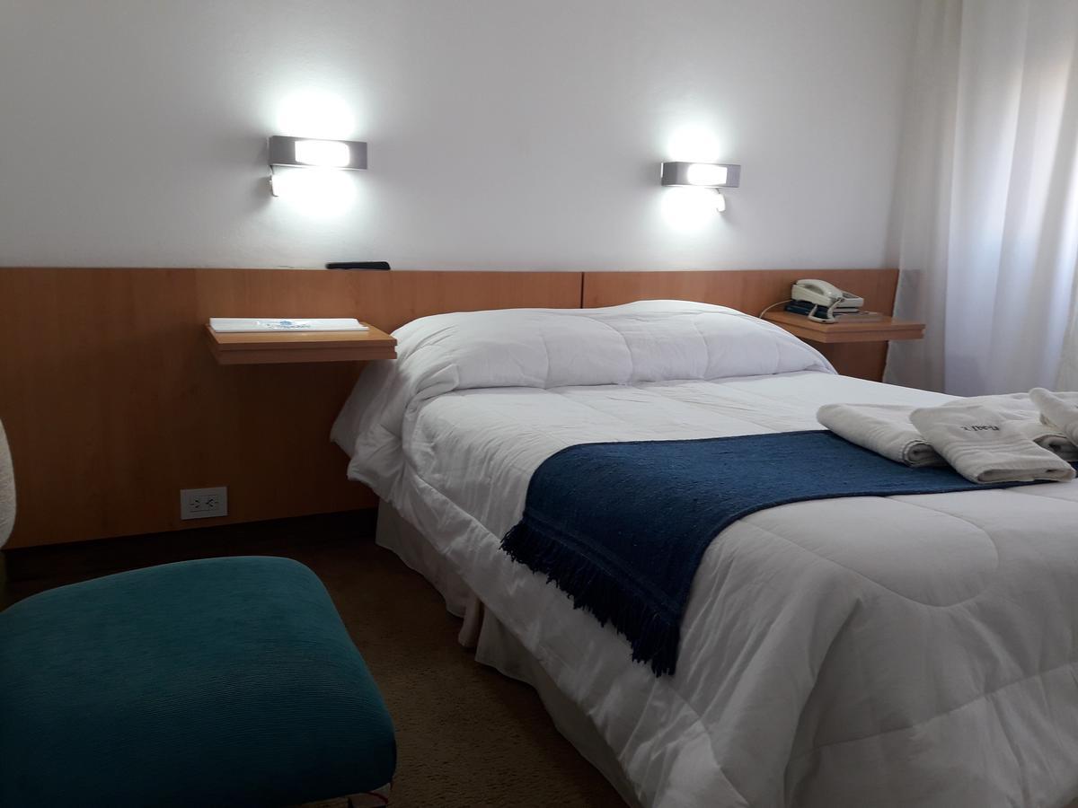Iberia Hotel Olascoaga Neuquén Eksteriør bilde