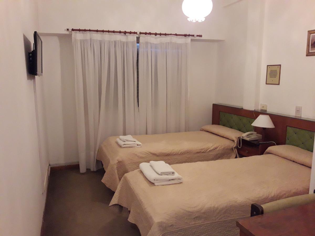 Iberia Hotel Olascoaga Neuquén Eksteriør bilde