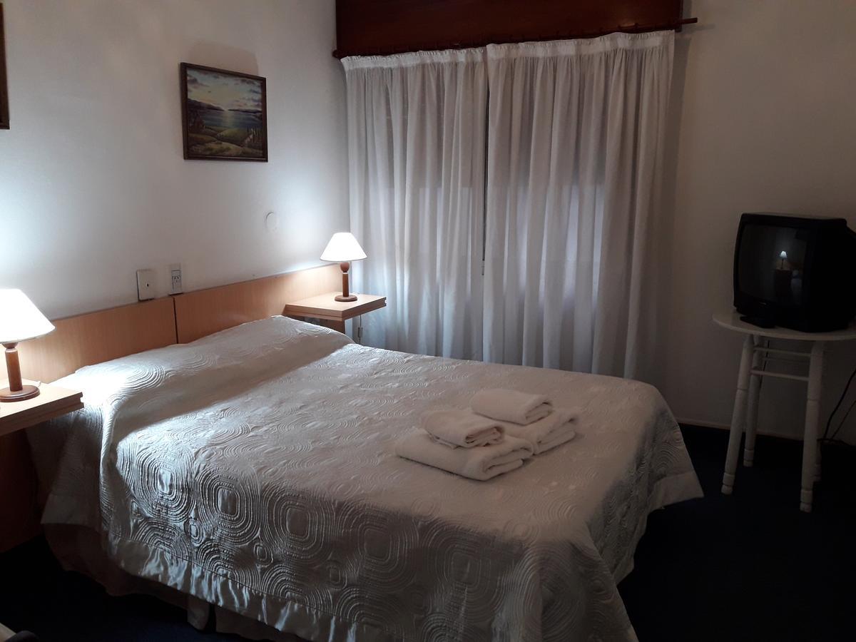 Iberia Hotel Olascoaga Neuquén Eksteriør bilde