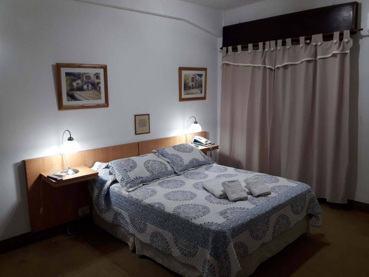 Iberia Hotel Olascoaga Neuquén Eksteriør bilde