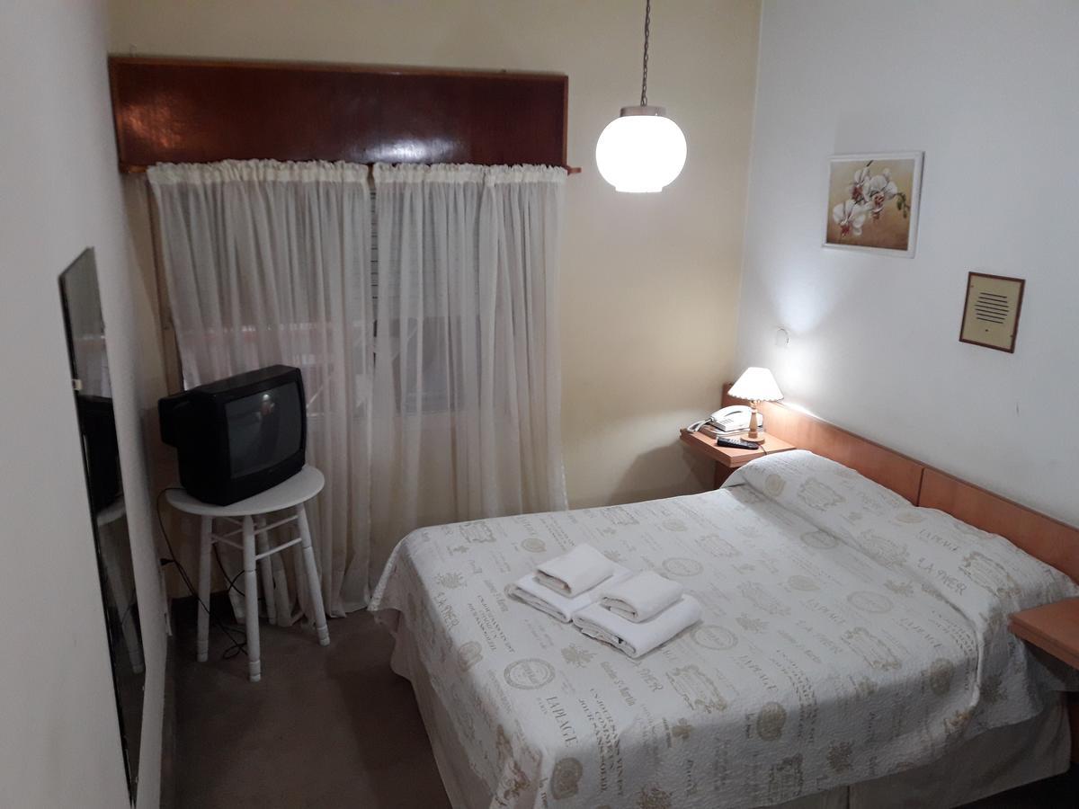 Iberia Hotel Olascoaga Neuquén Eksteriør bilde
